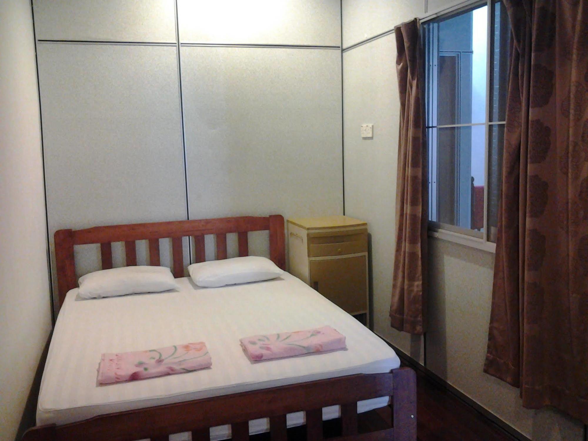 Discovery Cafe And Guesthouse Malacca Eksteriør bilde