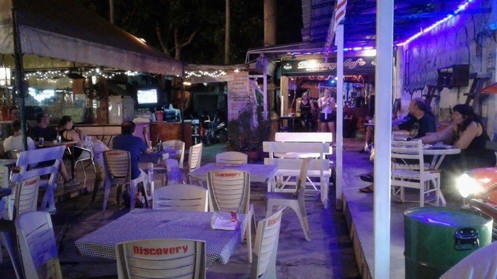 Discovery Cafe And Guesthouse Malacca Eksteriør bilde
