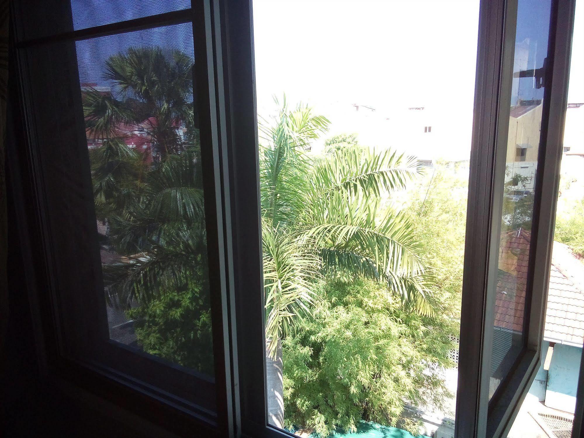 Discovery Cafe And Guesthouse Malacca Eksteriør bilde