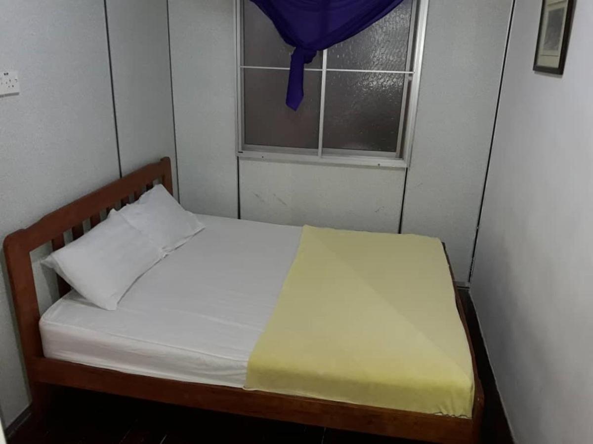 Discovery Cafe And Guesthouse Malacca Eksteriør bilde
